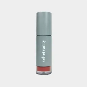 Hyaluronic Liquid Blush in Left on Red