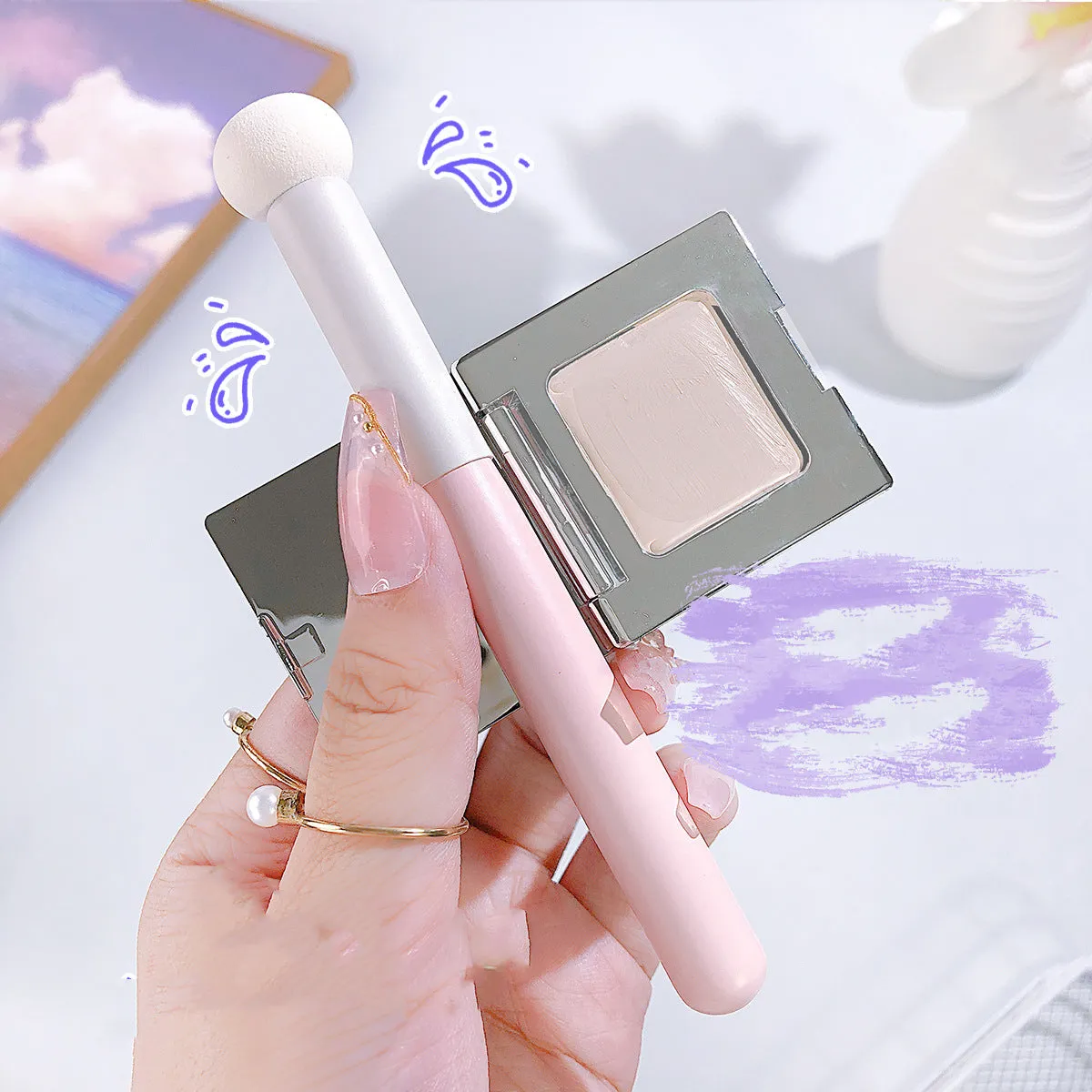 Natural Fit Black Eye Mask Makeup Brush