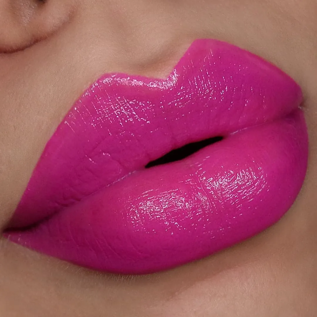 Pretty & Plump Plumping Lipstick