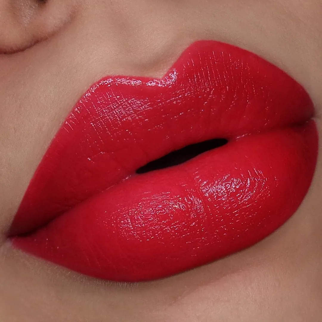 Pretty & Plump Plumping Lipstick
