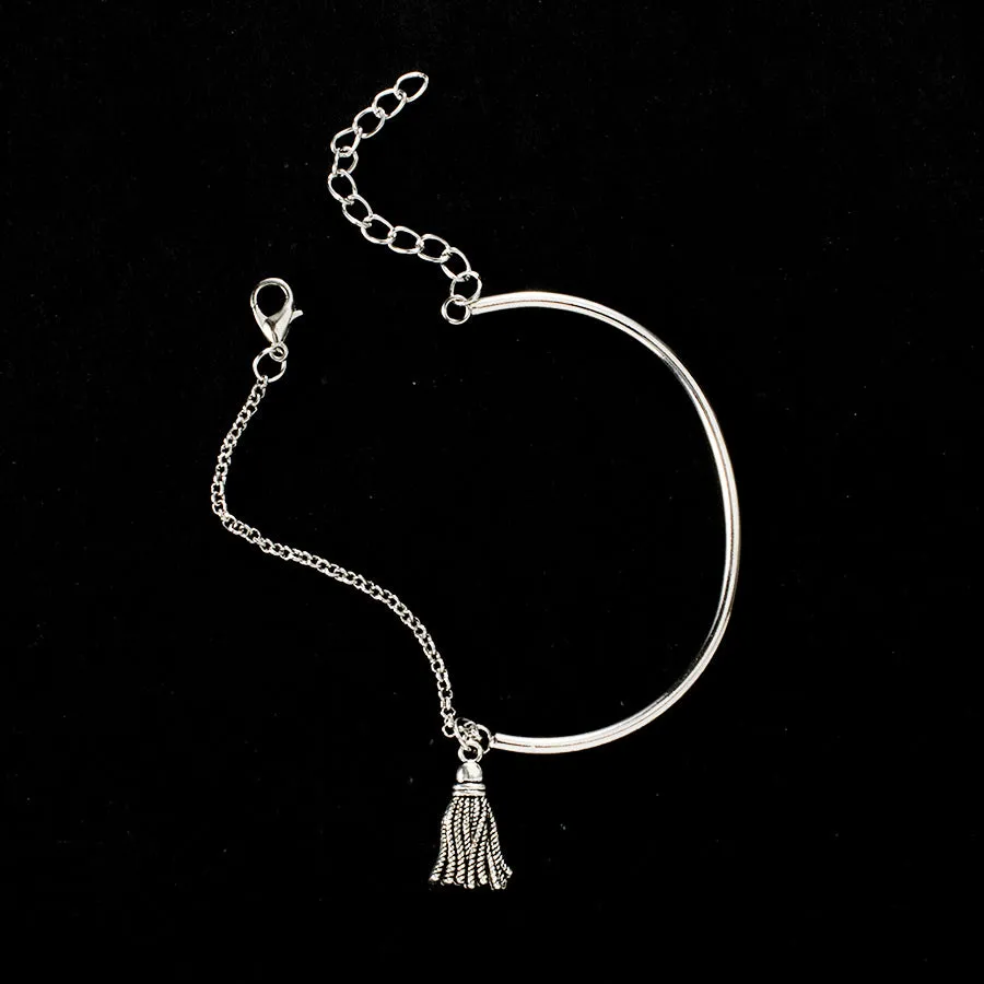 Silver smooth tassel bracelet
